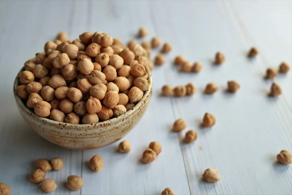 Couper la faim naturellement, les aliments qui calent et comment les associer