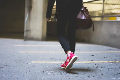 Maigrir sans sport, bouger plus sans aller en salle